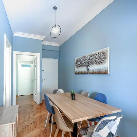 Cozy 2ba In Historic Center Athens